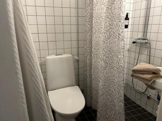 Stockholm Loft Haven 3 Beds In A 1- Bedroom Gem - 917 Ngoại thất bức ảnh